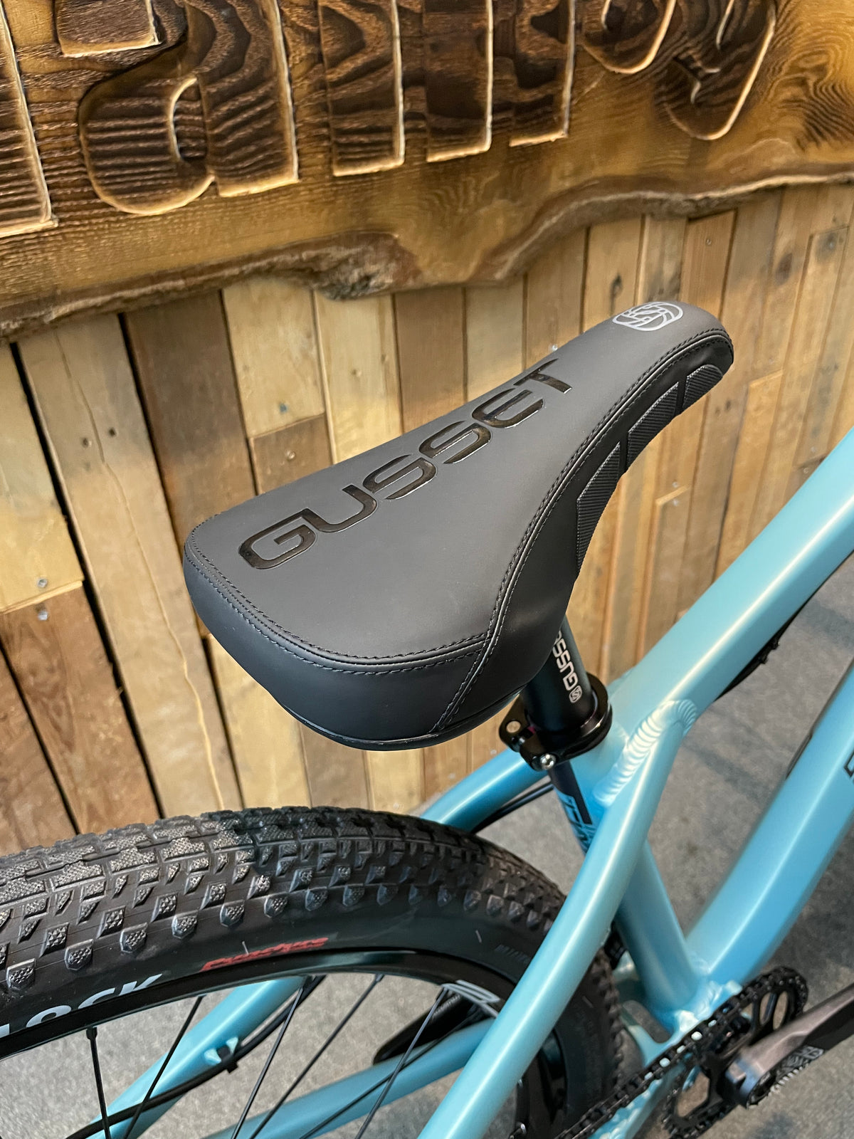 Gusset S2 DJ Pivotal Saddle - Black