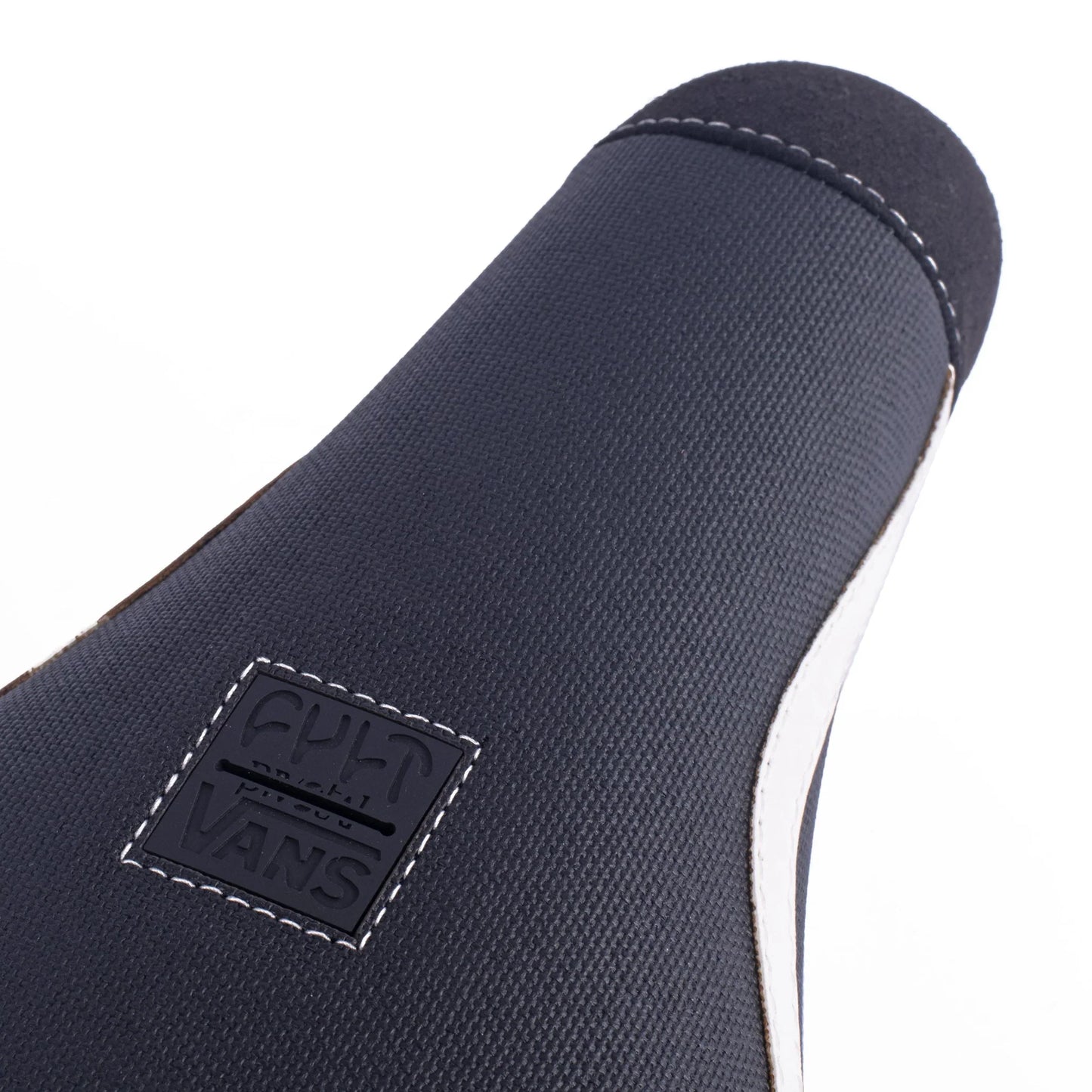 CULT X VANS OLD SCHOOL PIVOTAL SEAT - Black/White Stripe, Gum Base