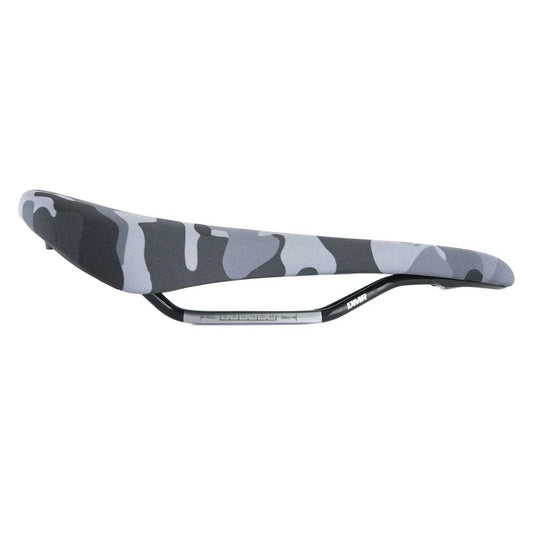 DMR OiOi Saddle - Snow Camo