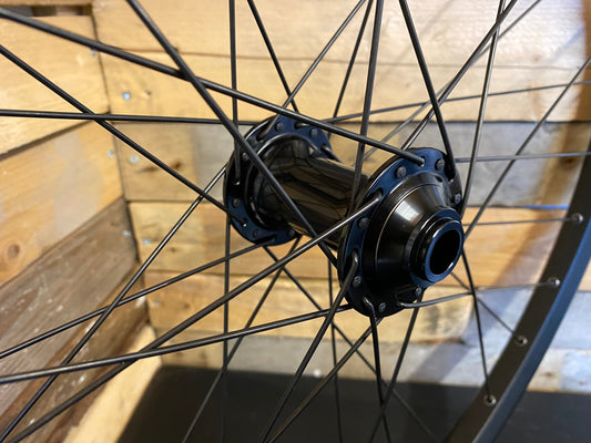 (Slam69built) DT Swiss EX 471 26" / Halo DJ Wide Boy Front Wheel (Black/Black)