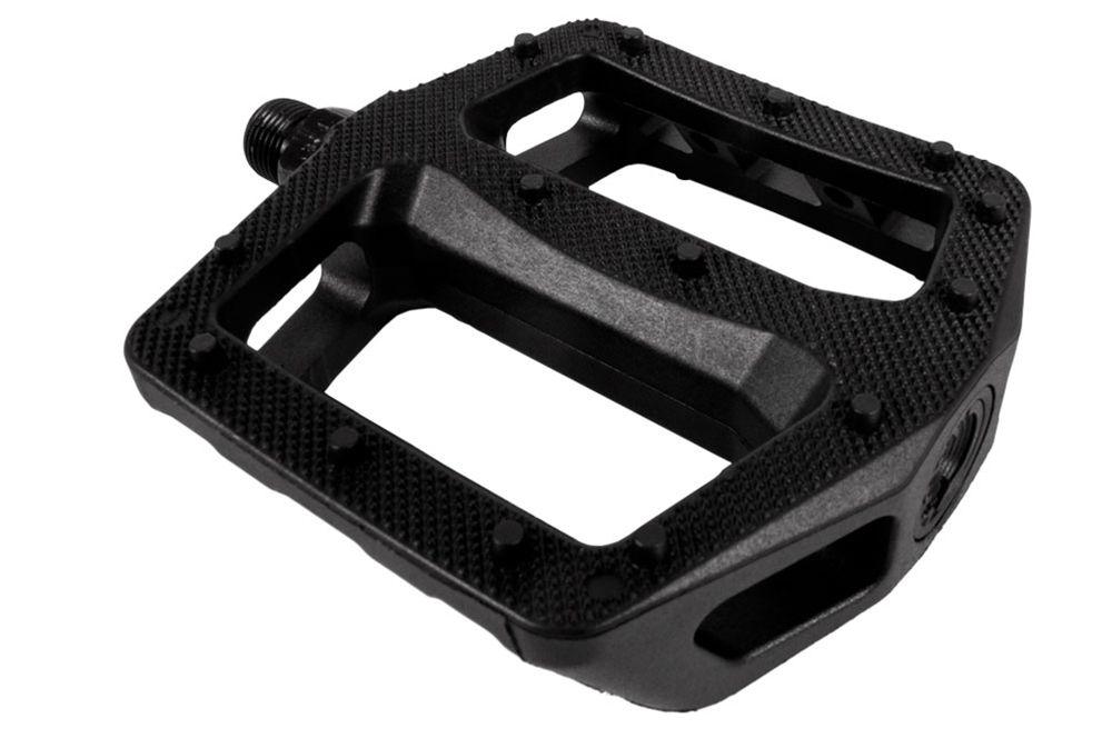Cult Plastic Pedals - Black 9/16"
