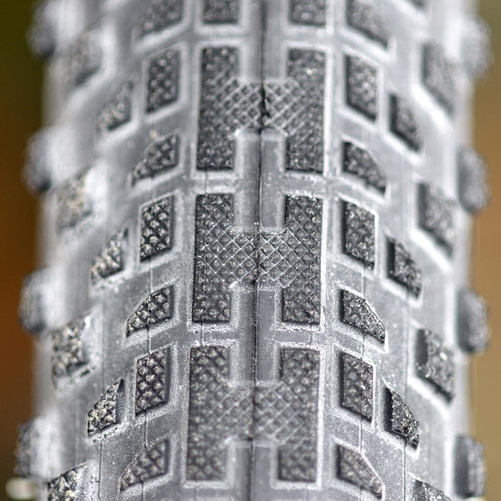 Halo H-Block tyres - 26x2.20" - Tan Wall