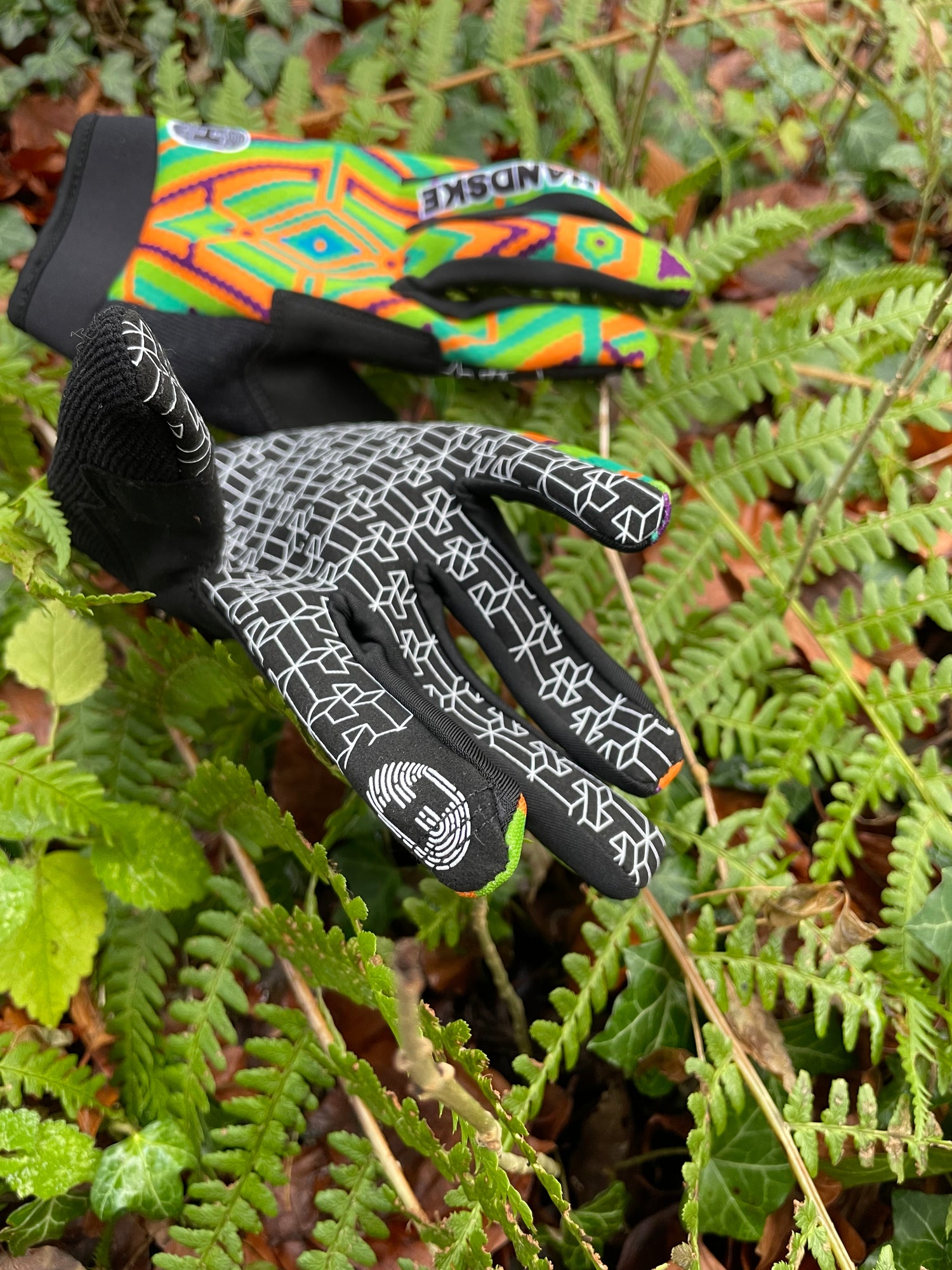 Handske Gloves