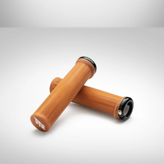 Title LO1 Lock-On Grips - Gum