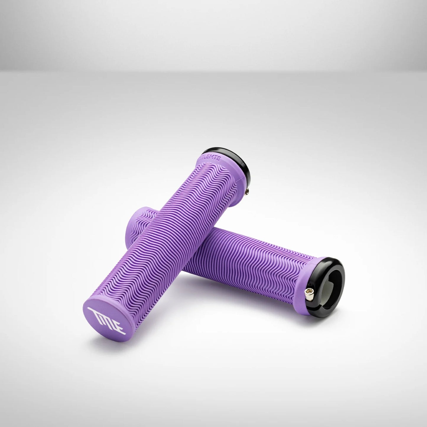 Title LO1 Lock-On Grips - Lavender Purple