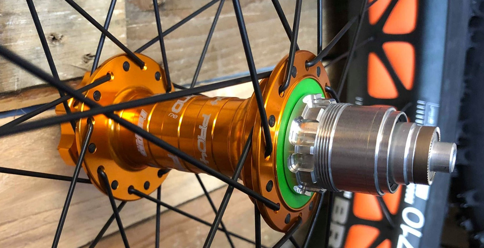 Orange discount mtb hubs