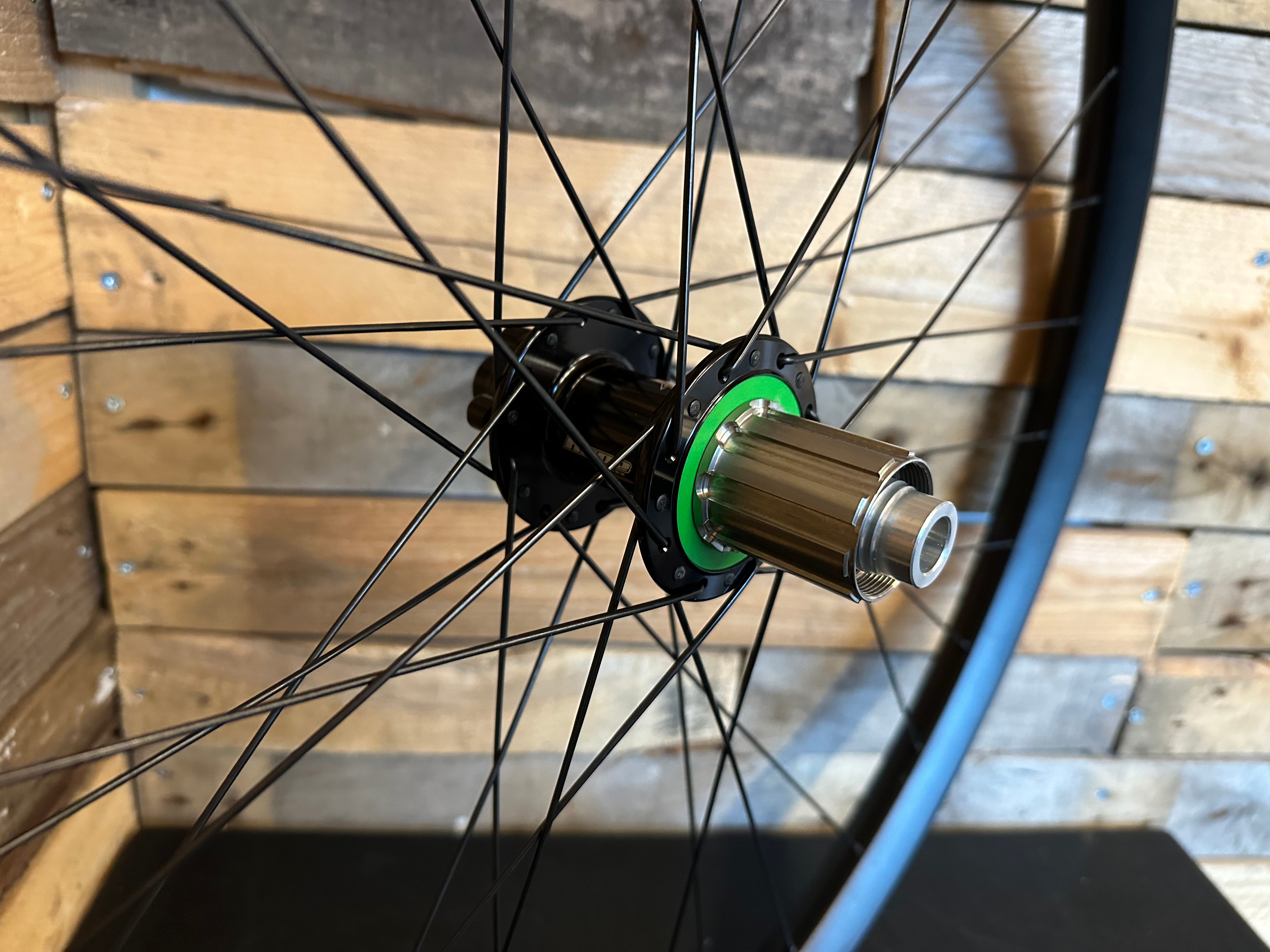 Hope wheels 27.5 cheap boost