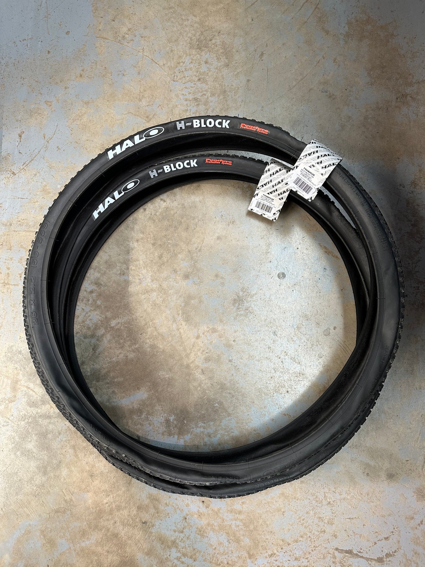 Halo H-Block 26x2.20" Black Tyres - Bundle Deal